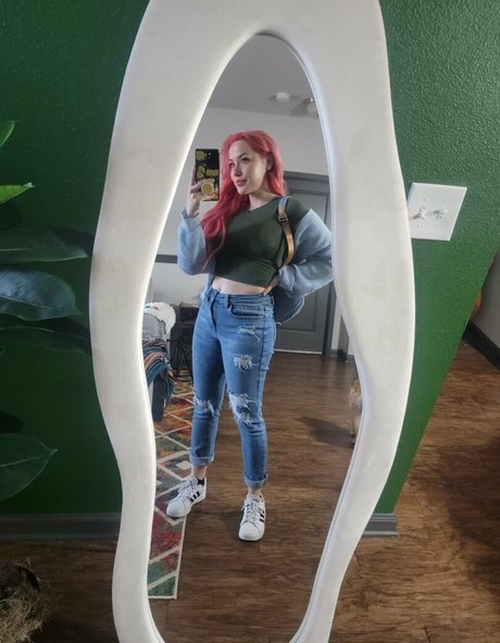 ItsLeslie sexy actress galleries