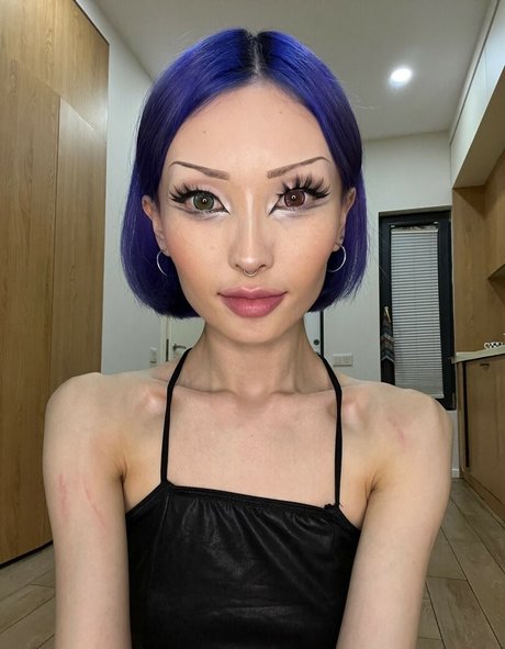 mikukandee pornstar nude pictures