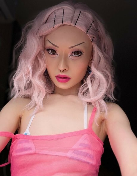 mikukandee perfect pornstar pic