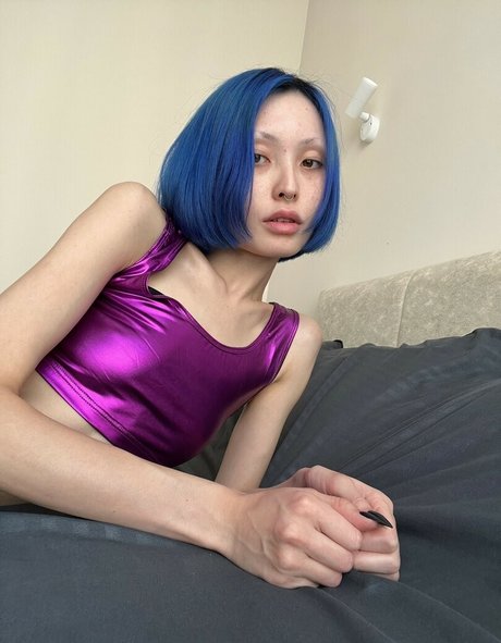 mikukandee hot actress img