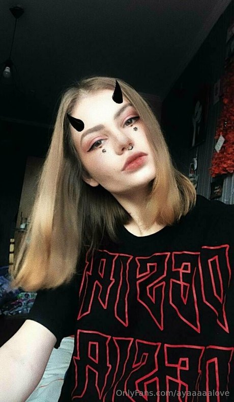 grandma onlyfans hot picture