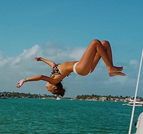 Morena Bradas exclusive pornstar image