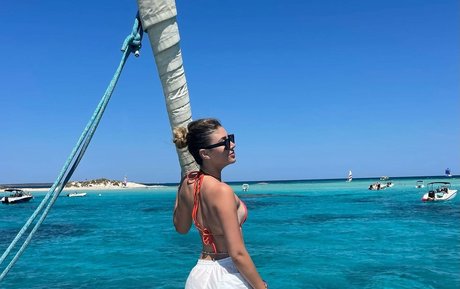 Morena Bradas beautiful model images