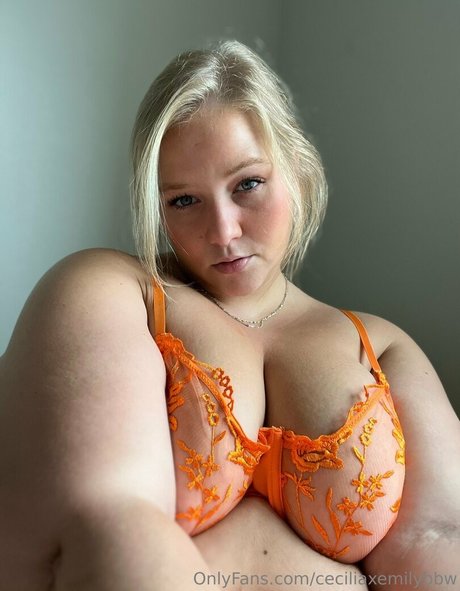 ceciliaxemilybbw perfect star image