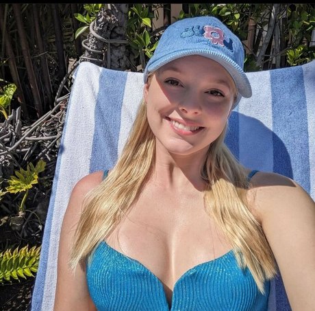 Briana White pornographic star photos