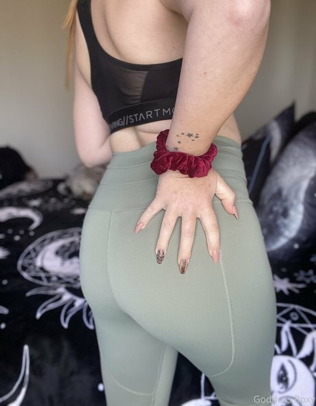 findomroxy1 model beautiful pic