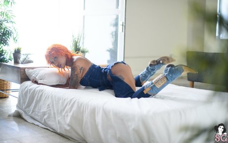 Milloux nice pornstar image