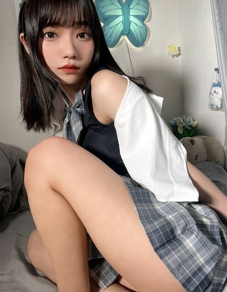 Izuchinono pretty pornstar photo