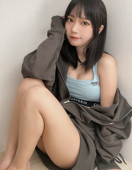 asian cheerleader onlyfans sexy nudes pictures