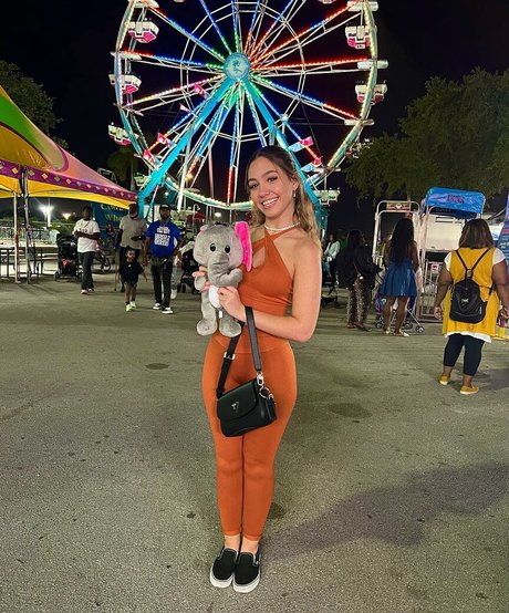 Leslie Machin model xxx galleries