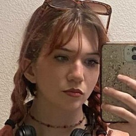 Tora Love erotic star img