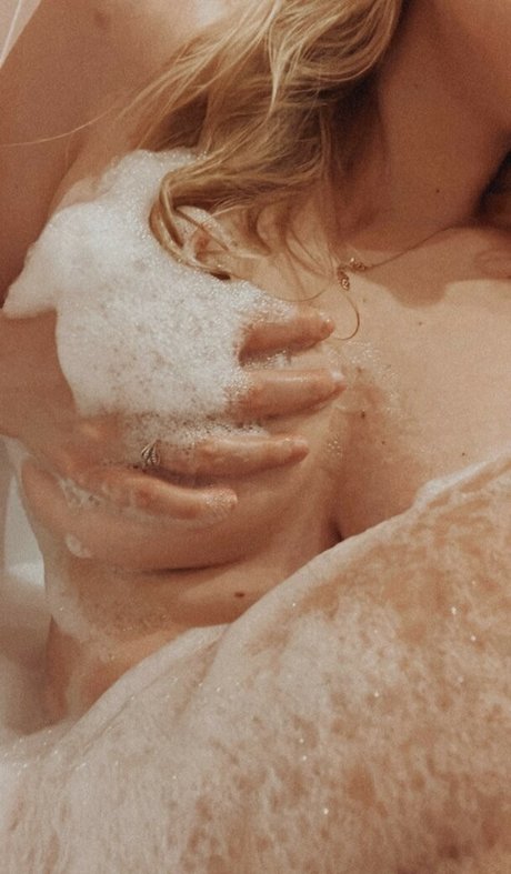 Selfika sex model galleries