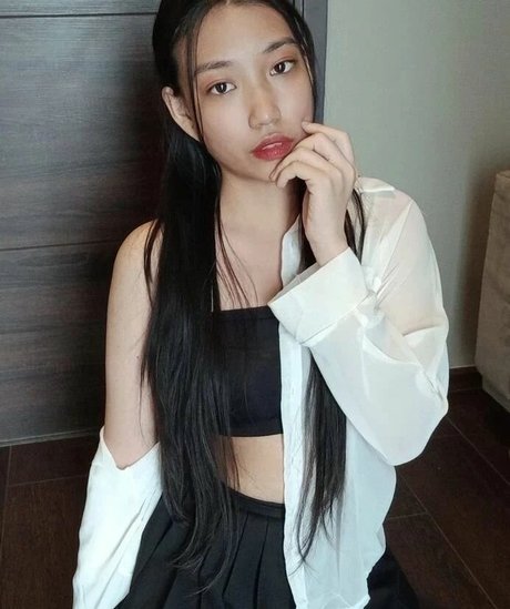 babystarbow hot actress picture