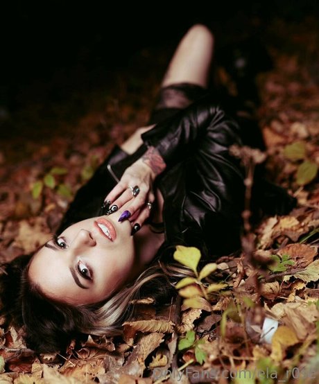 Ela Rose sex actress archive