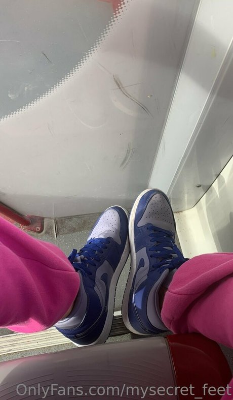 mysecret feet model hot picture