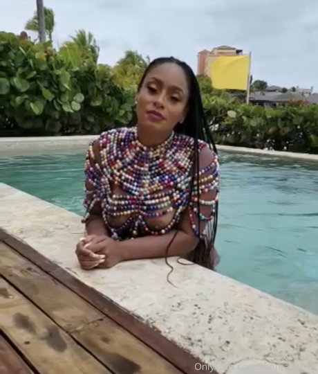 therealtahiry xxx actress pics