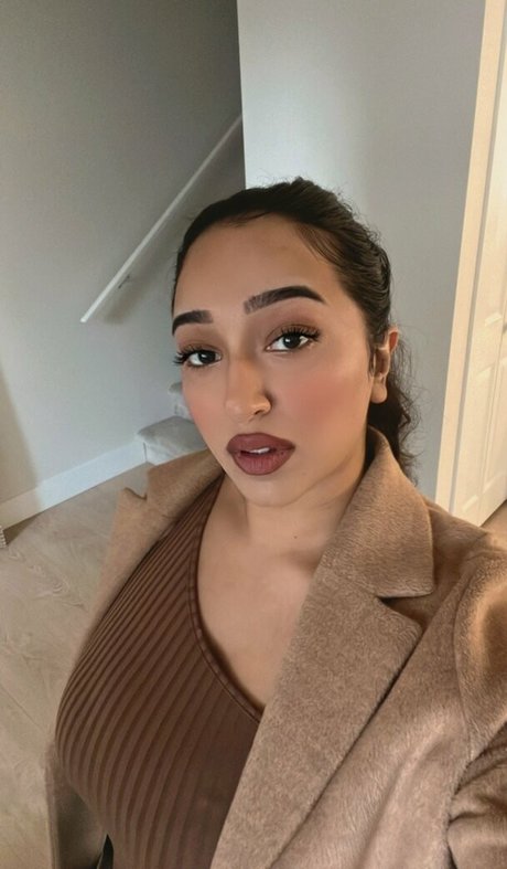 iamrakhi nice pornstar picture