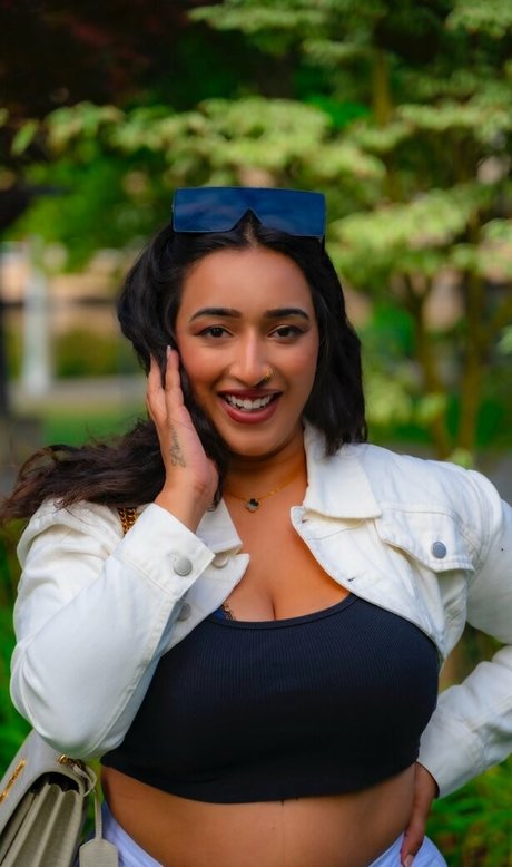 iamrakhi pornstar xxx image