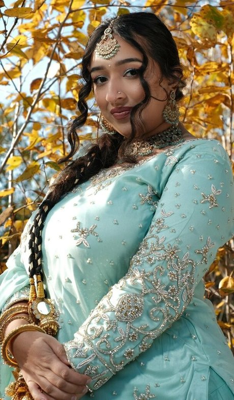 iamrakhi hd model pics