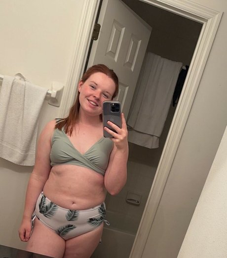 bekaaahhh naked model images