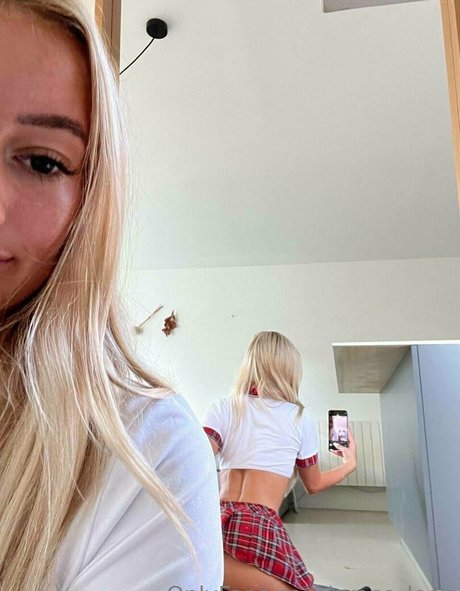 grace leex xxx actress photo