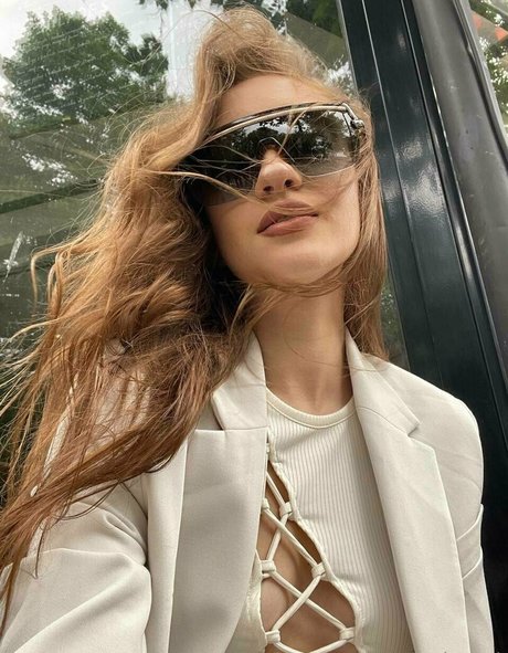 valerie chantal star nudes image