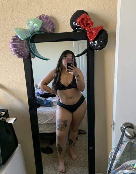 scawee spice exclusive model photos