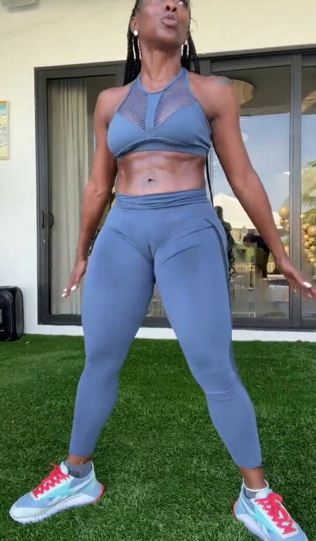 Coach Stormy model gallery