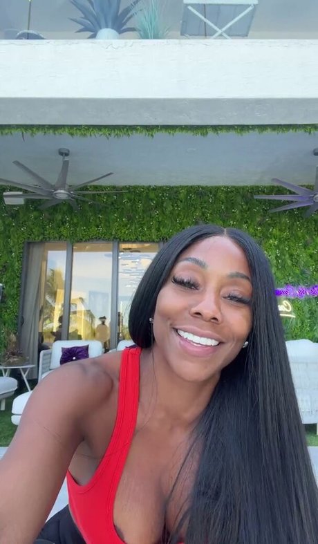 Coach Stormy star erotic picture