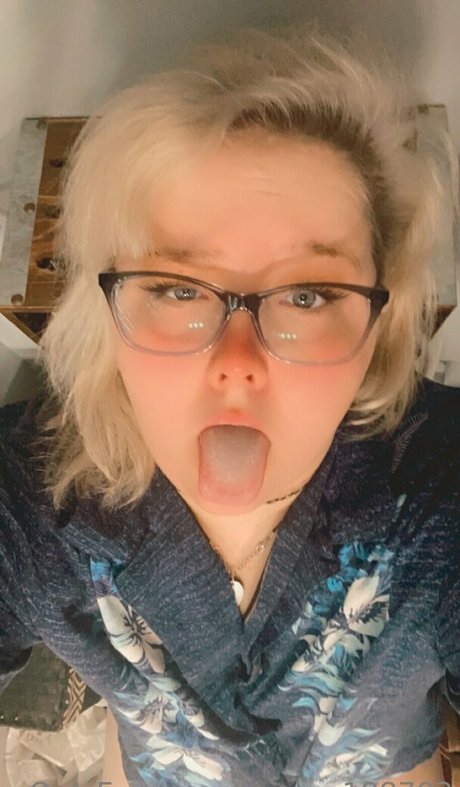 aurora188702 beautiful model picture