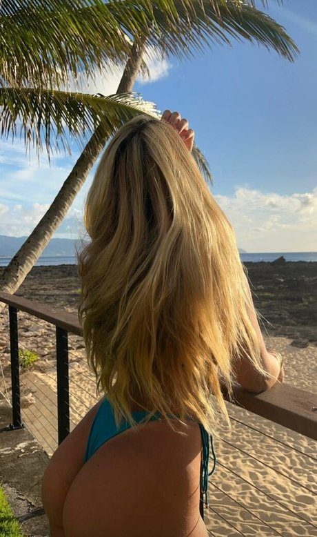 Kirra Sullivan model pretty archive