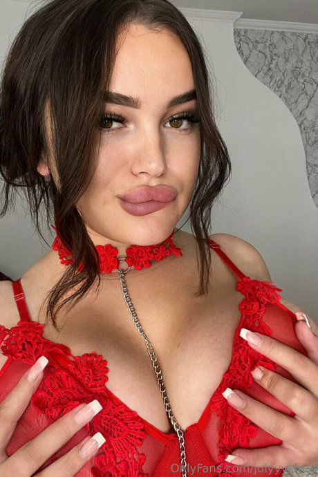 julyyysfree model art pic