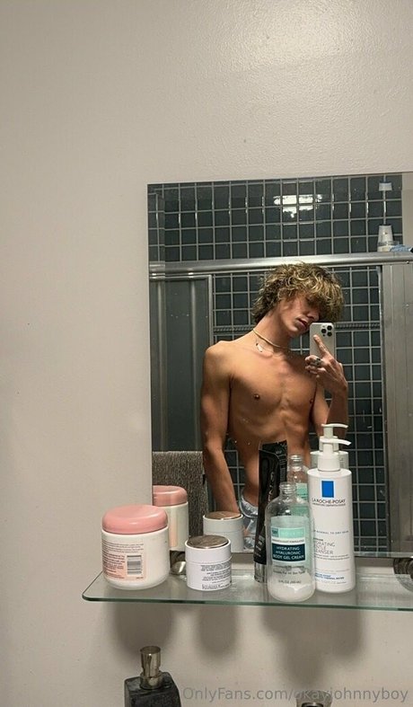 okayjohnnyboy free star pics