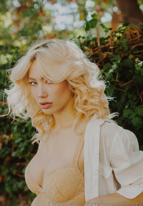 ivywolfexxx pretty actress photos