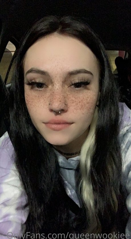 queenwookiee model erotic photos