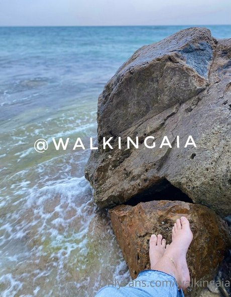 walkingaia best actress pictures