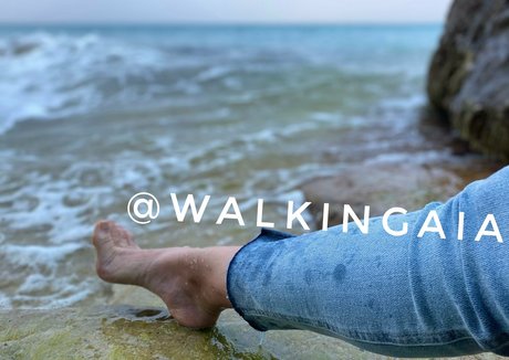 walkingaia porn star photo