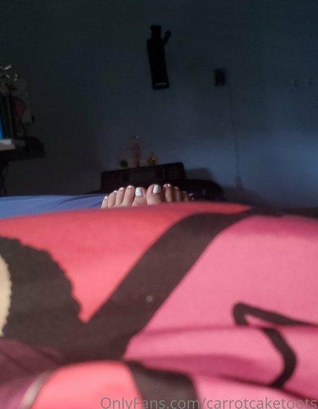 carrotcaketoots model naked pic