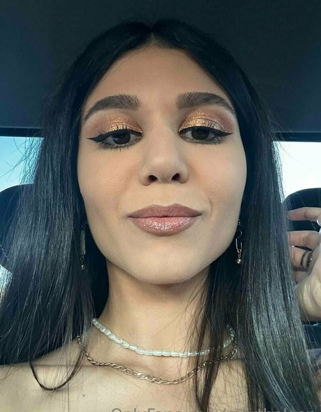 marthaloop exclusive pornstar img