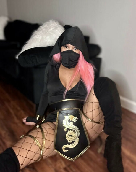 Heloveslo sexy actress photos