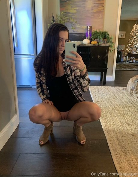 tropicvixen erotic star archive