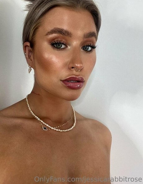 japanese milf onlyfans pornographic images