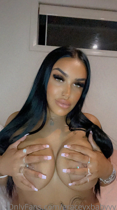 Graceyxbabyyy best star photo