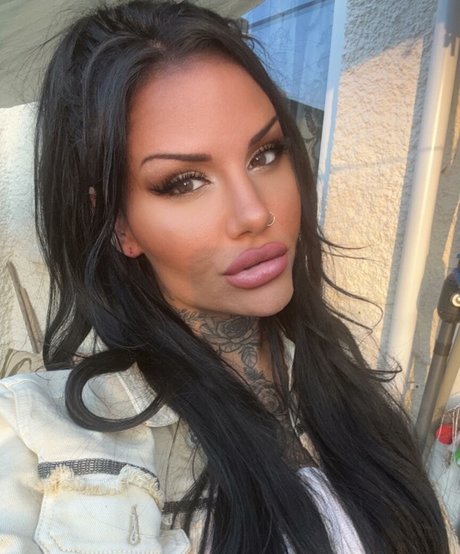 ukraine teen onlyfans art nude images