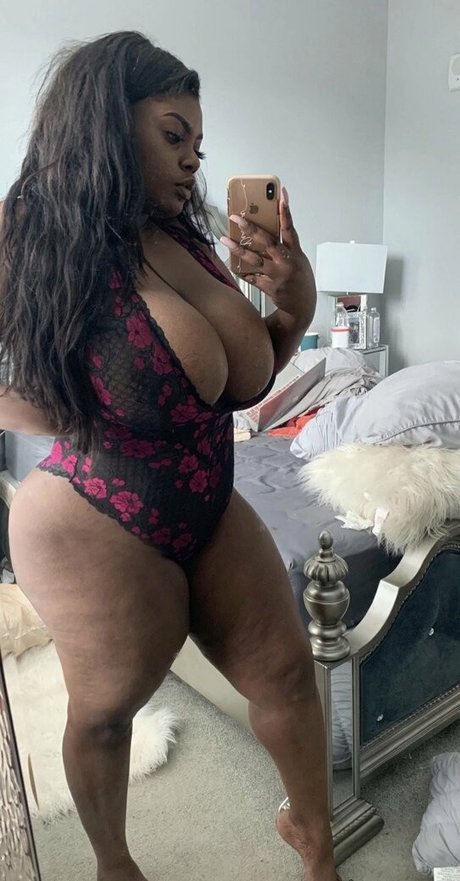 dirtyyydeanna model erotic pics