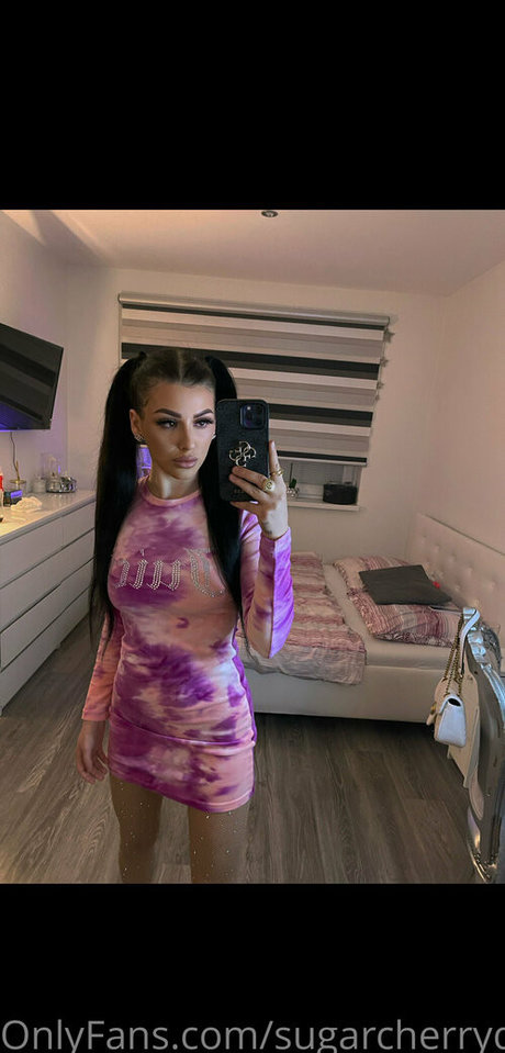 kinkyyvanessa model free pics