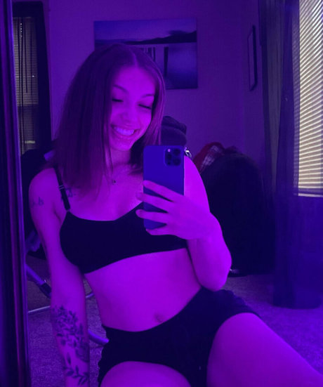 huge fake tits onlyfans free galleries