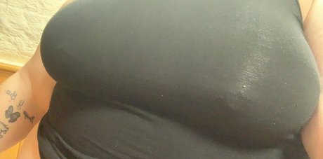 rebeccalynn9631 sexy actress pic