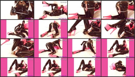 Latexmodeldoll model porn photo