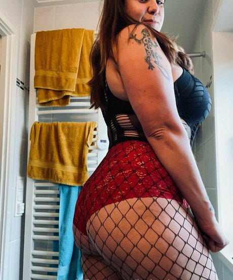 ladywheadphones star hd galleries